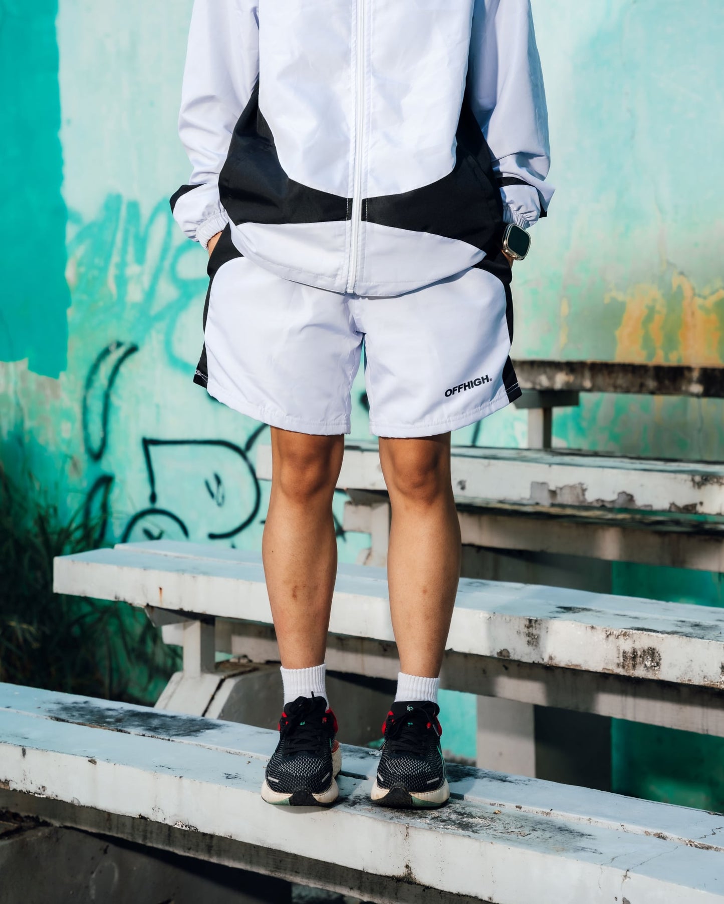 OFFHIGH HARBOR WHITE SHORTS