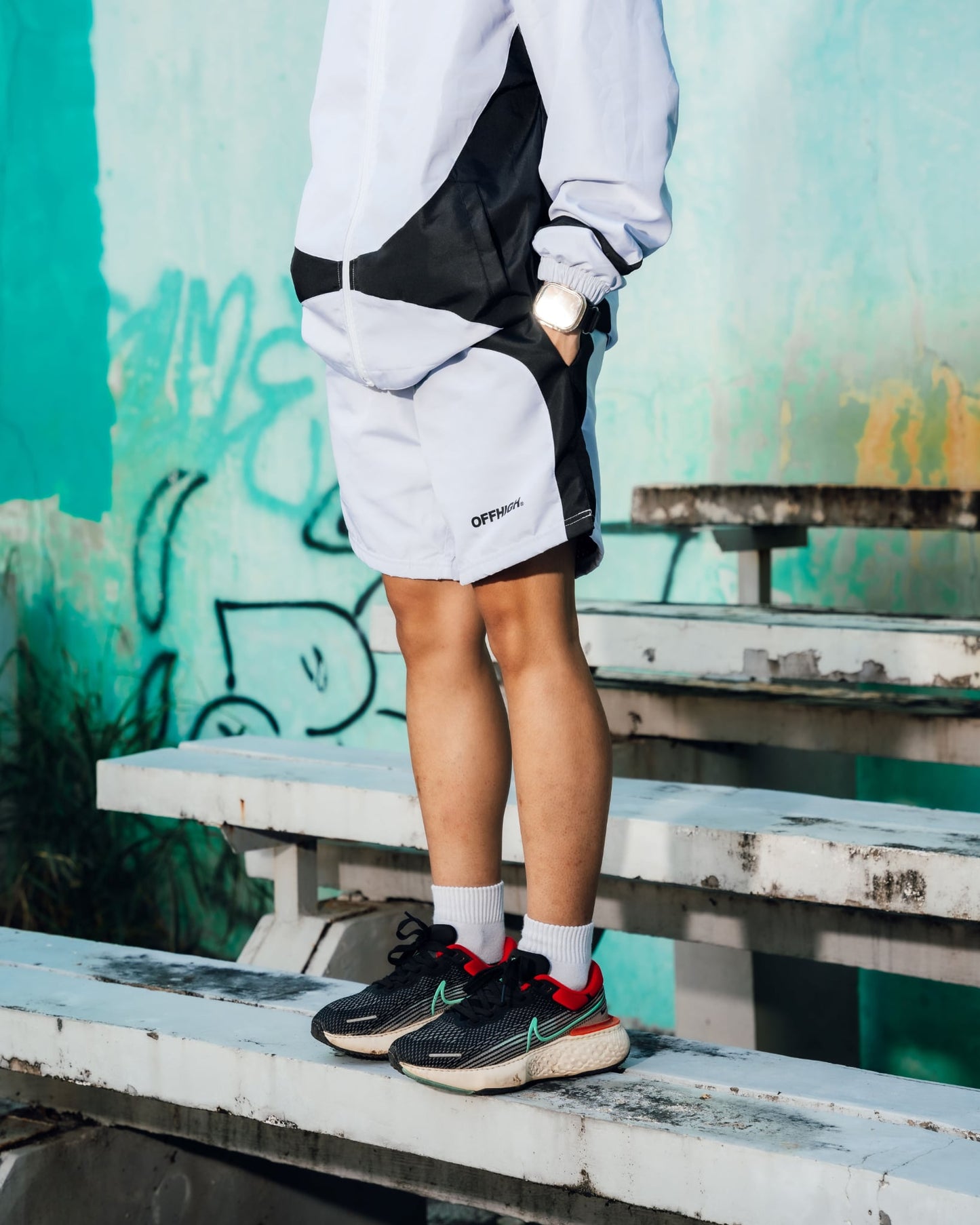 OFFHIGH HARBOR WHITE SHORTS