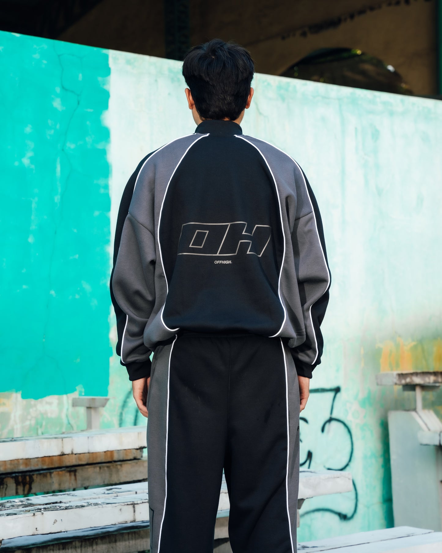 OFFHIGH RUNWAY BLACK TRACK JACKET