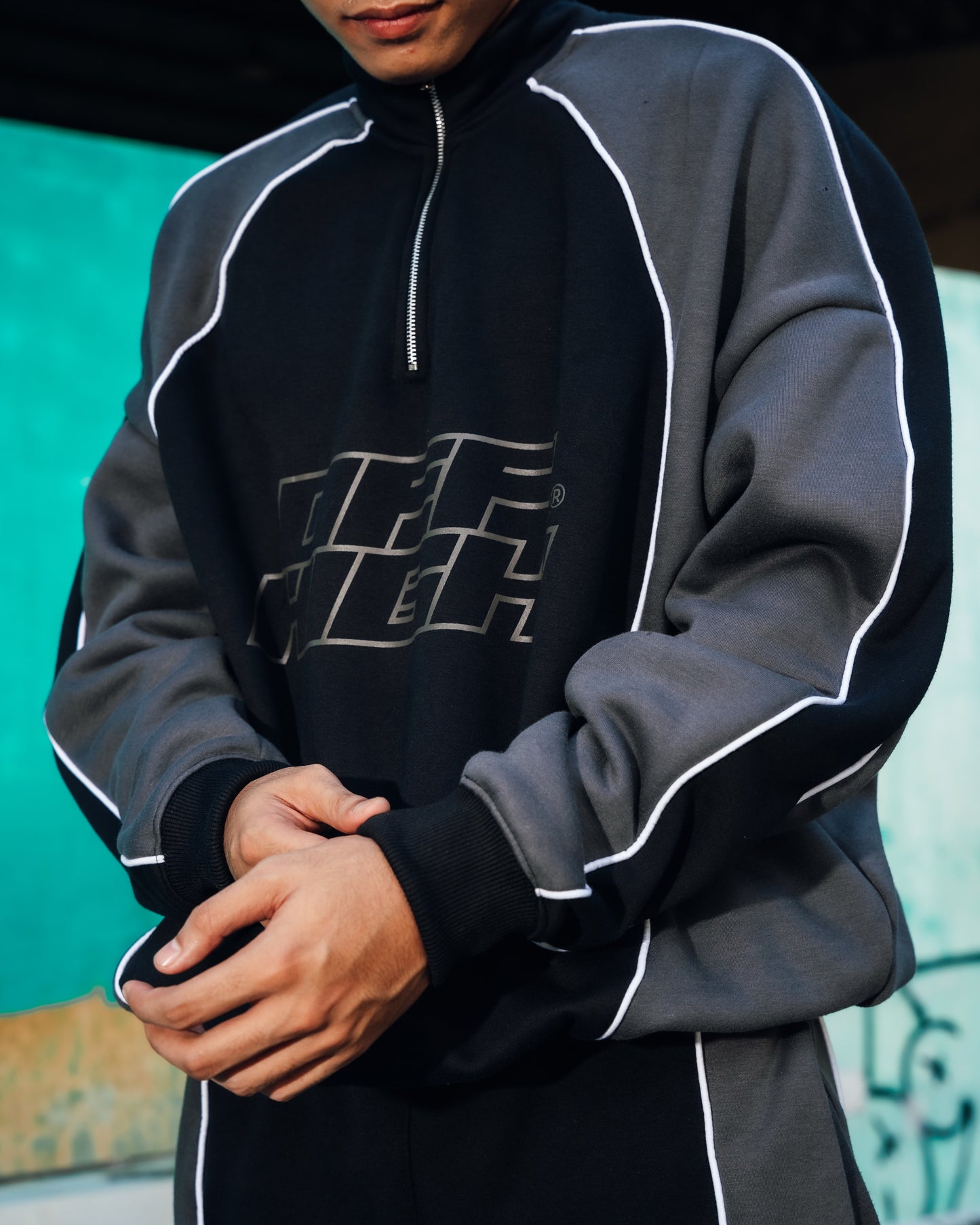 OFFHIGH RUNWAY BLACK TRACK JACKET
