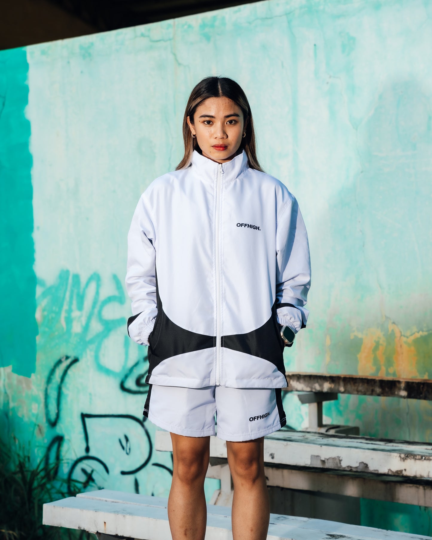 OFFHIGH HARBOR WHITE WINDBREAKER