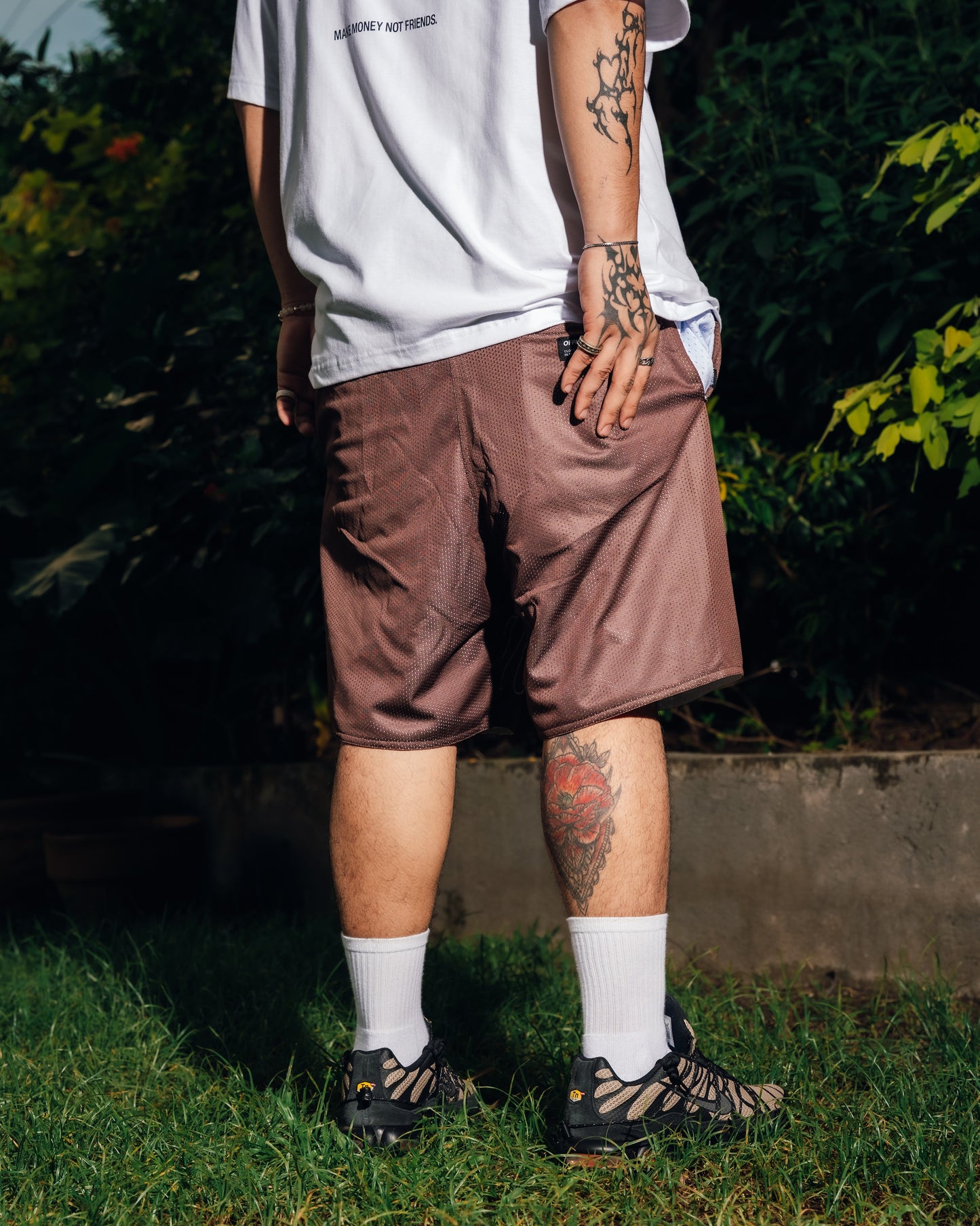 OFFHIGH SCRIPT CHOCO MESH SHORT (NEW FIT)