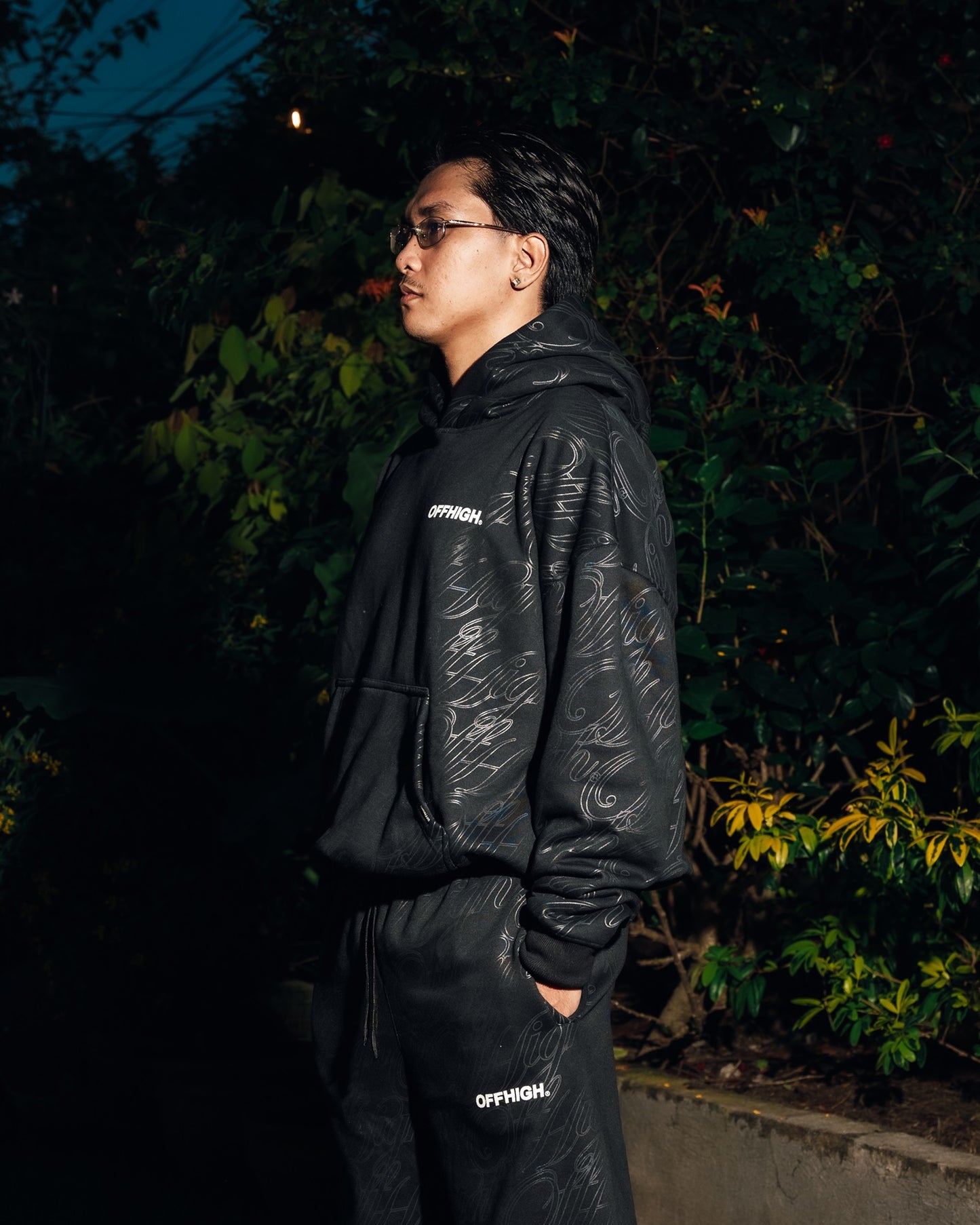 OFFHIGH OUTLAW BLACK HOODIE