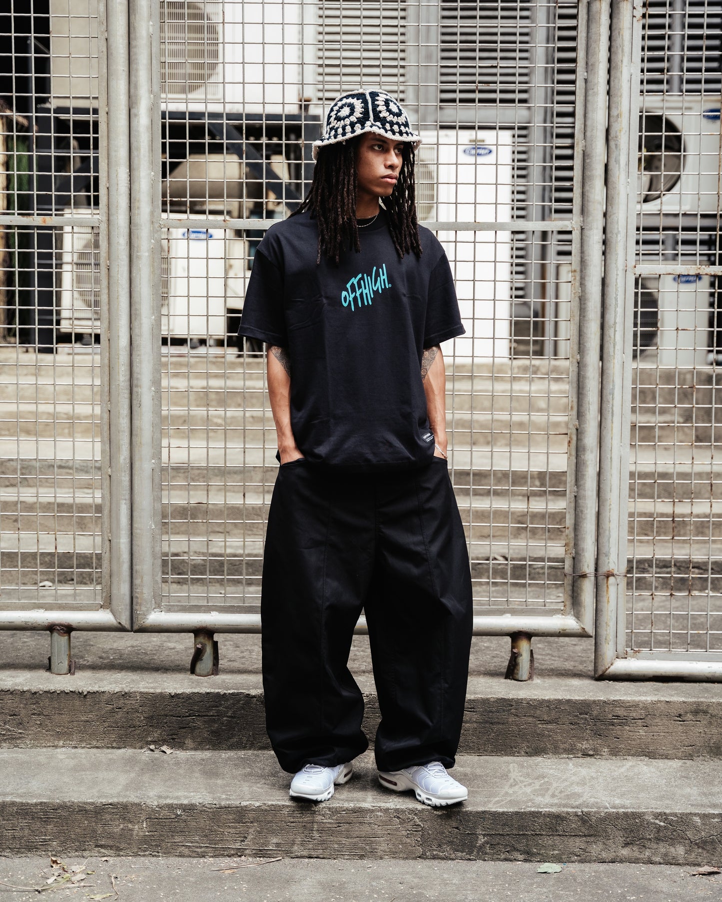 OFFHIGH RISER BLACK TSHIRT