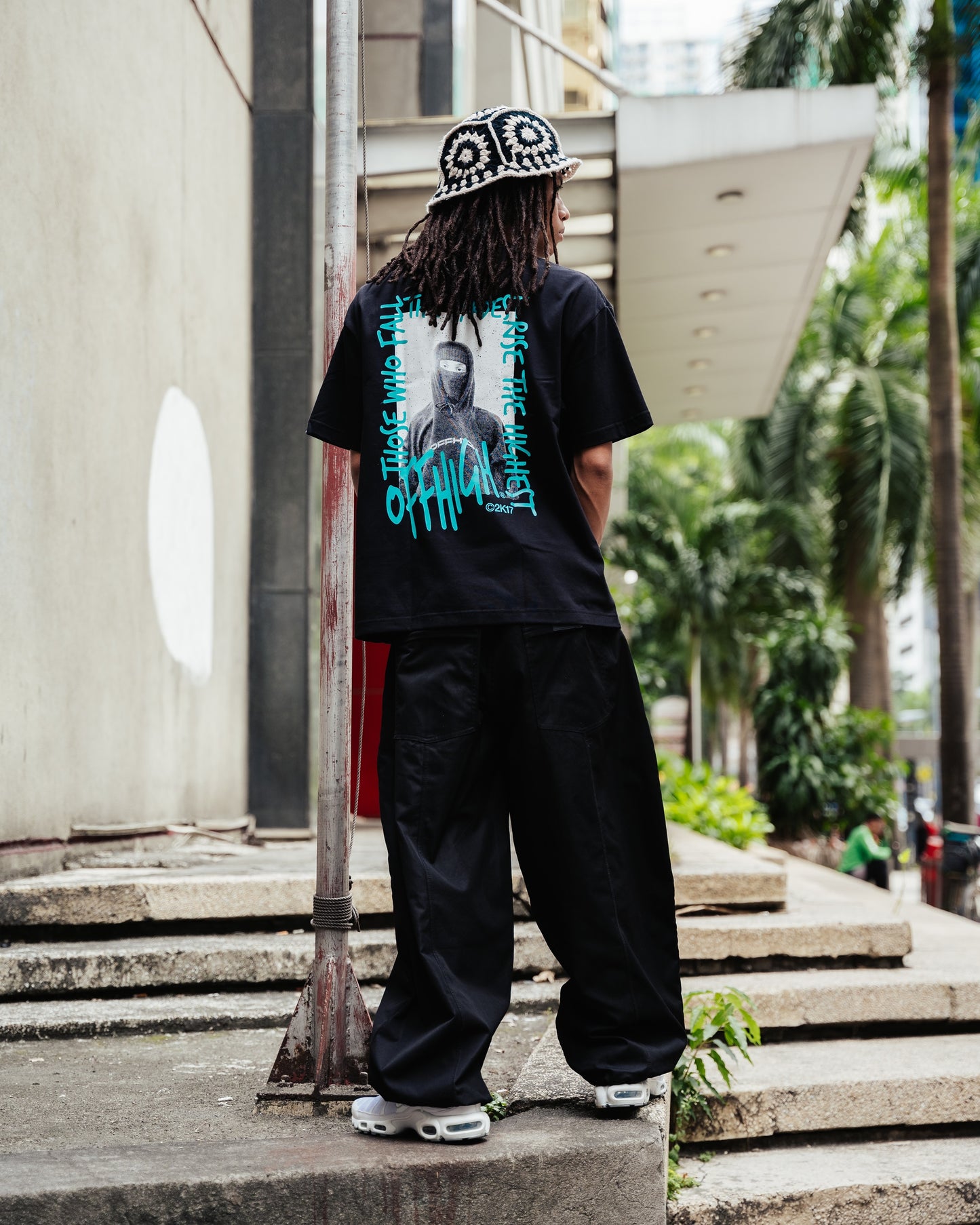 OFFHIGH RISER BLACK TSHIRT