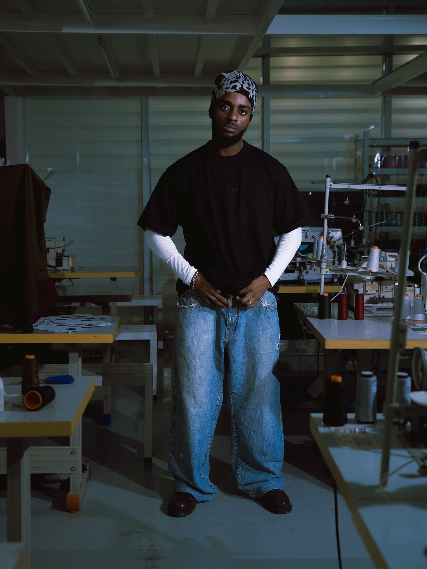 OFFHIGH SHADOW THREAD BLACK TSHIRT (BOXY FIT)