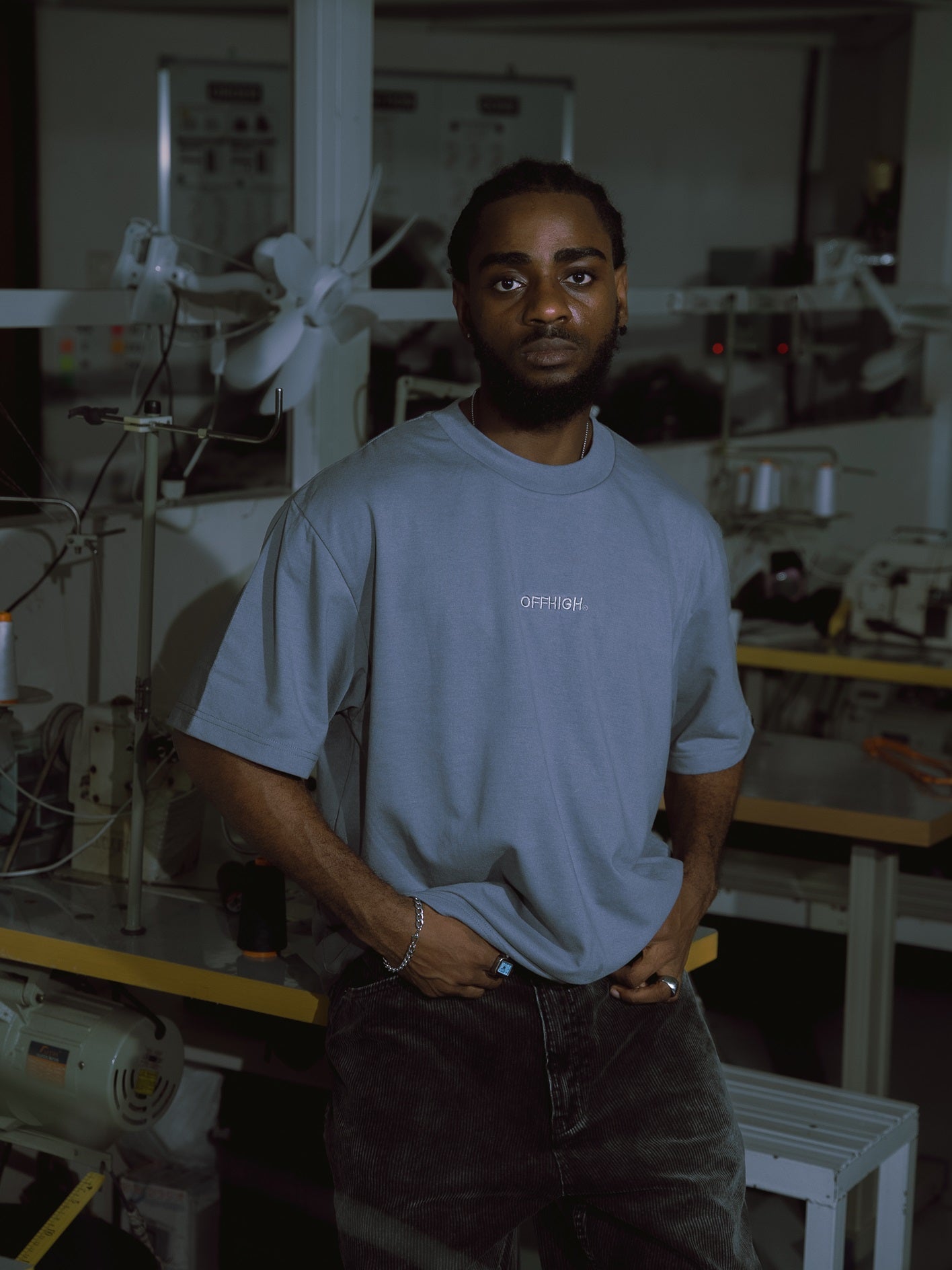 OFFHIGH SHADOW THREAD GRAY TSHIRT (BOXY FIT)