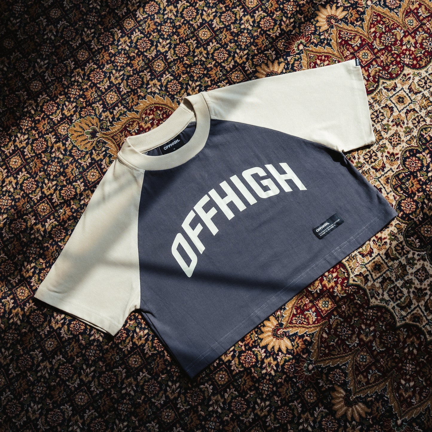 OFFHIGH RAGLAN STONE CROP TSHIRT