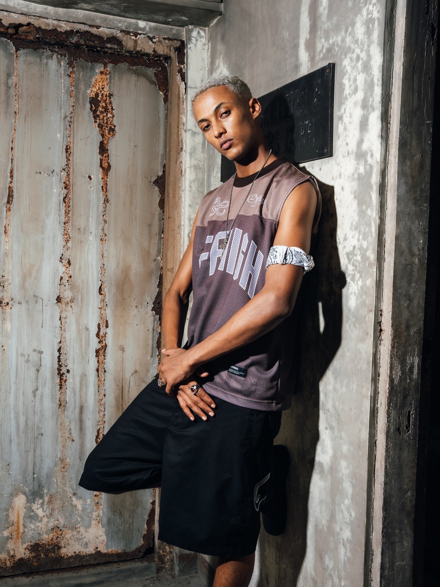 OFFHIGH GAIA BROWN MUSCLE TEE JERSEY