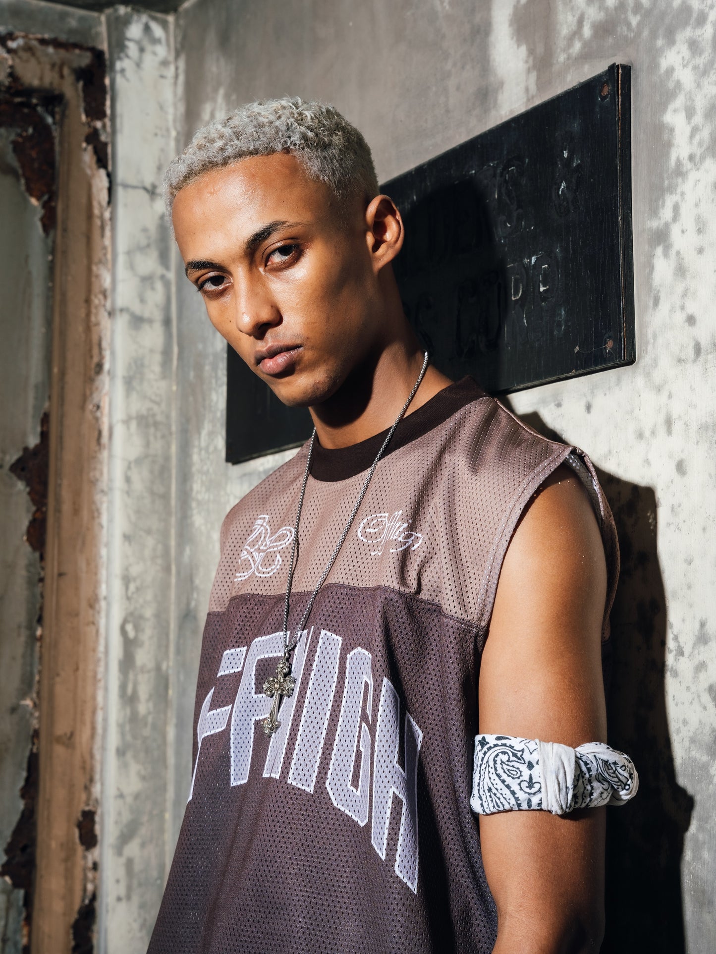 OFFHIGH GAIA BROWN MUSCLE TEE JERSEY