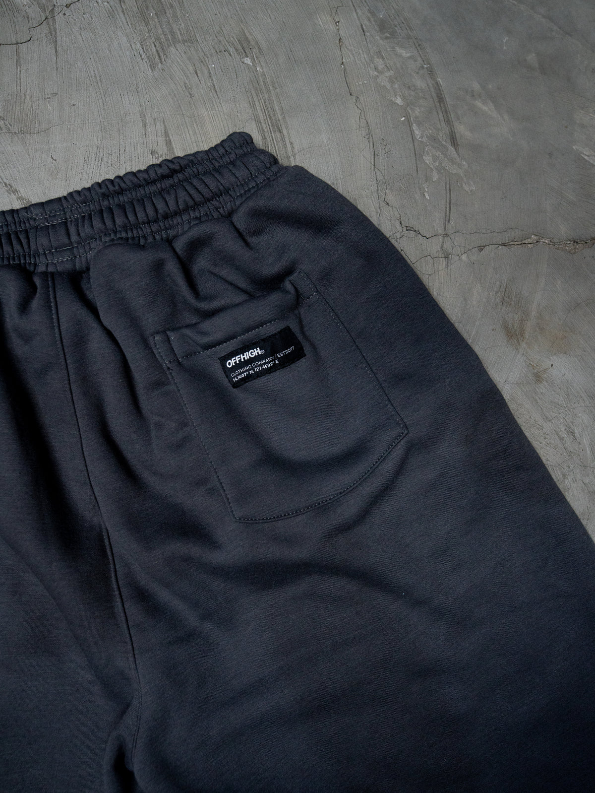 OFFHIGH SIGNED GRAY SWEATSHORTS
