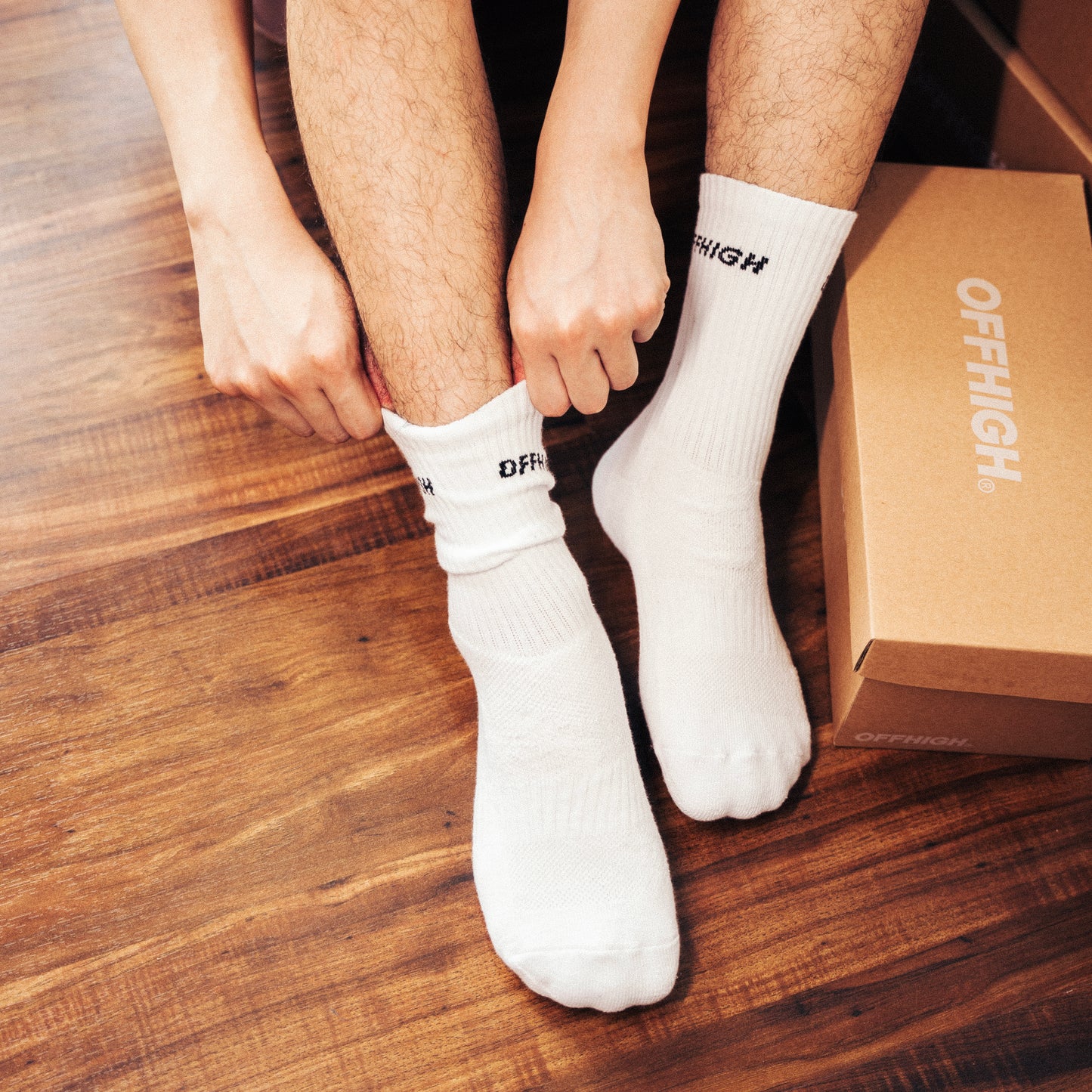 OFFHIGH LOGO WHITE COTTON SOCKS