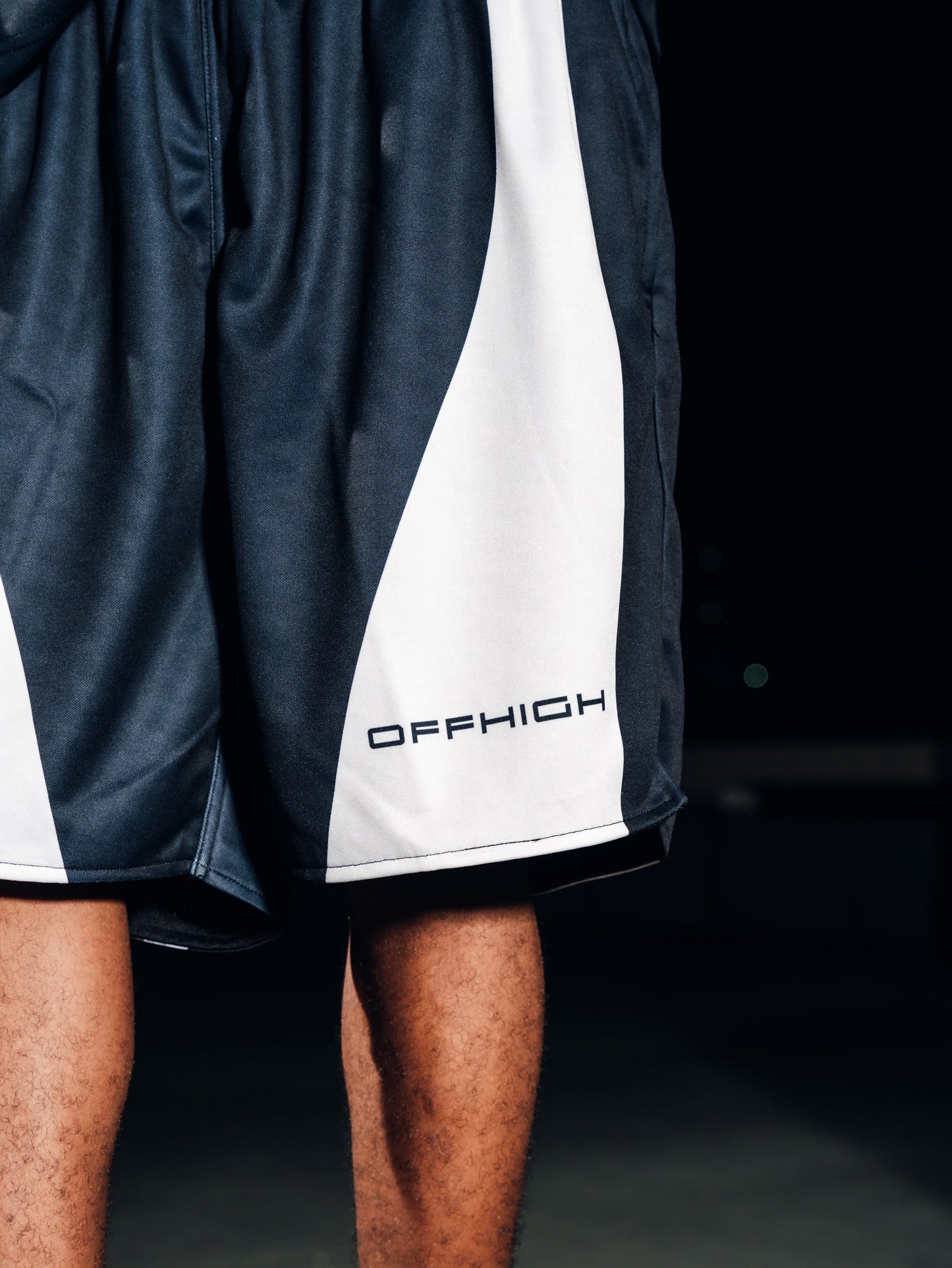 OFFHIGH SPLICE TWO TONE SHORT