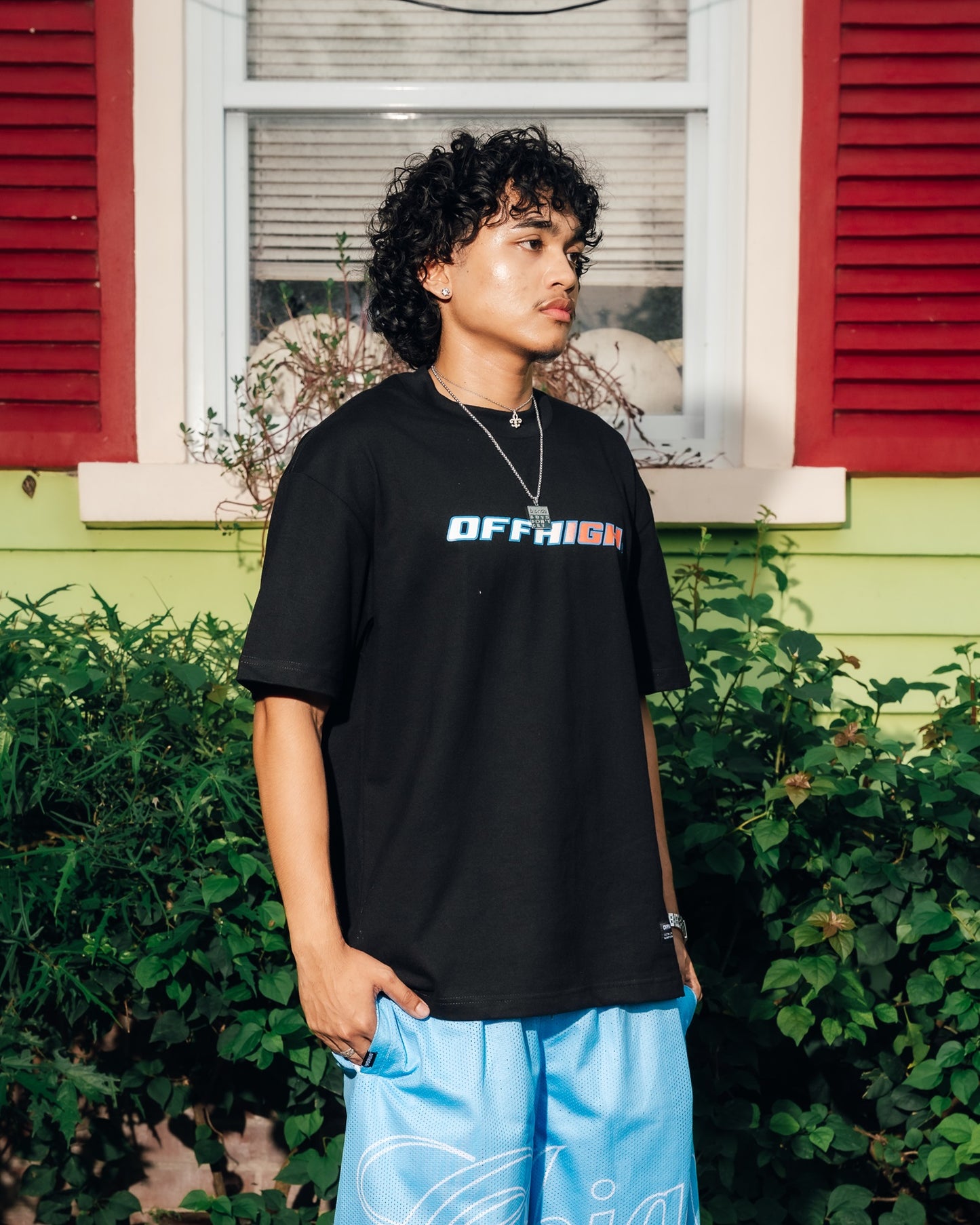 OFFHIGH SLEEK BLACK TSHIRT