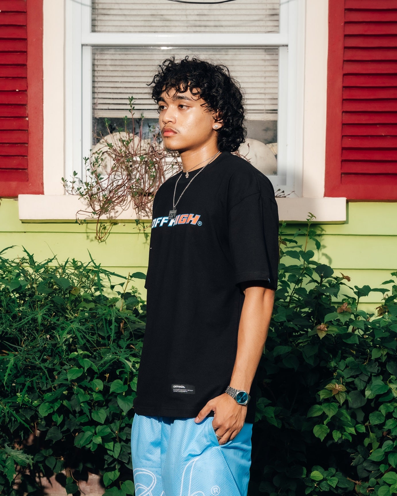 OFFHIGH SLEEK BLACK TSHIRT