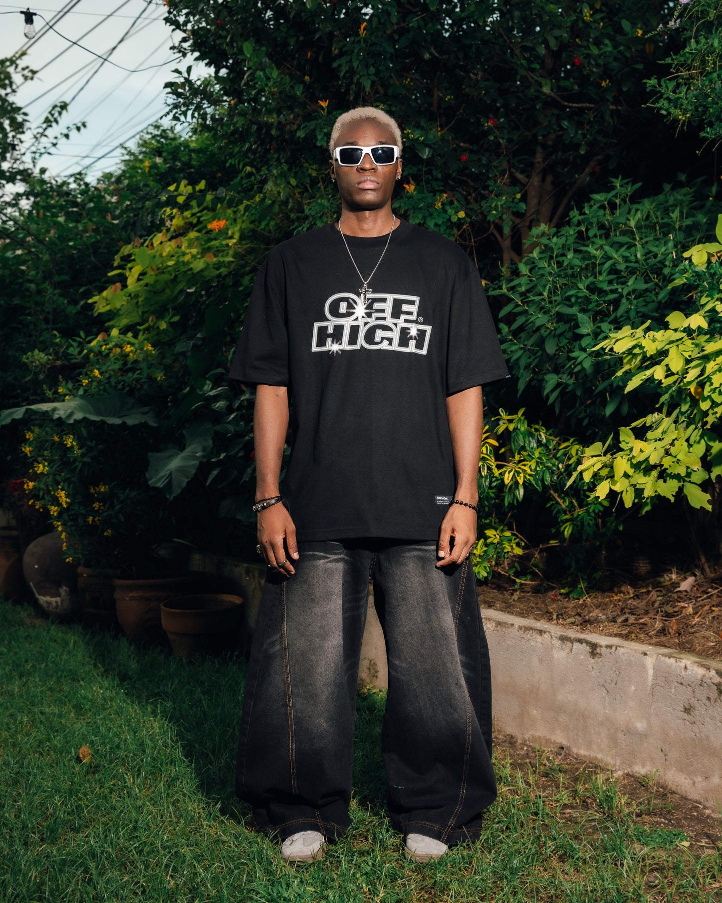 OFFHIGH FLARE BLACK TSHIRT