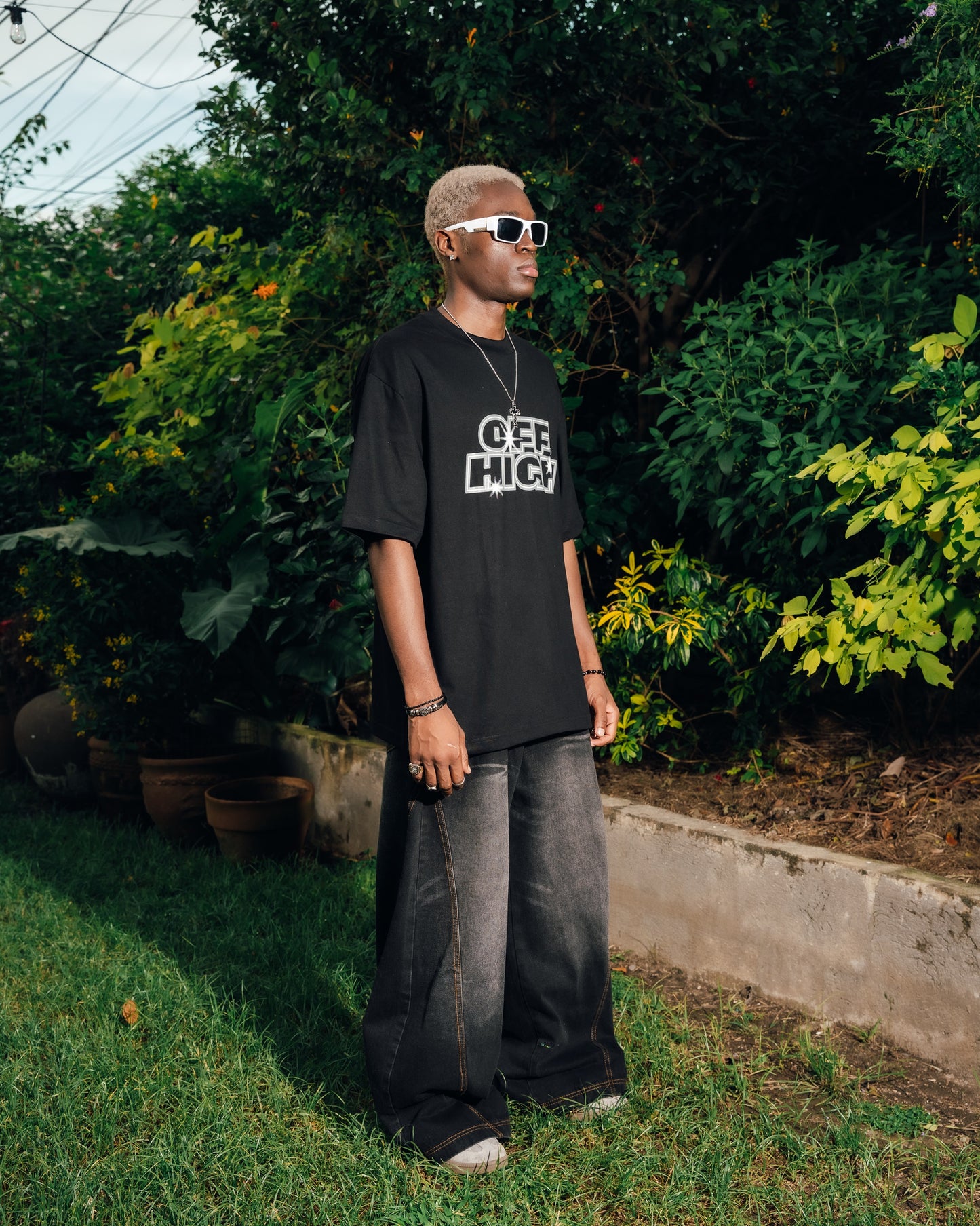 OFFHIGH FLARE BLACK TSHIRT
