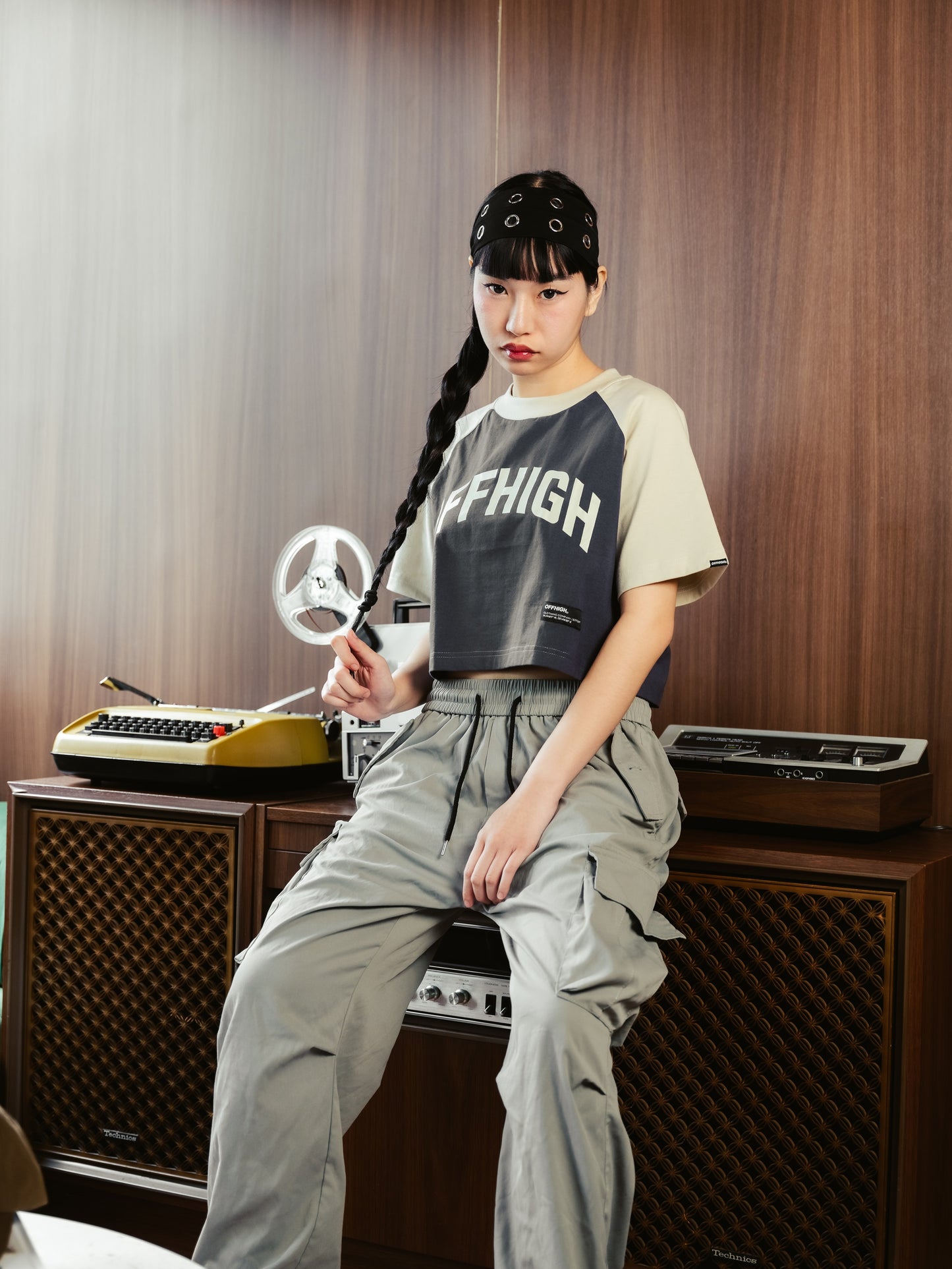 OFFHIGH RAGLAN STONE CROP TSHIRT