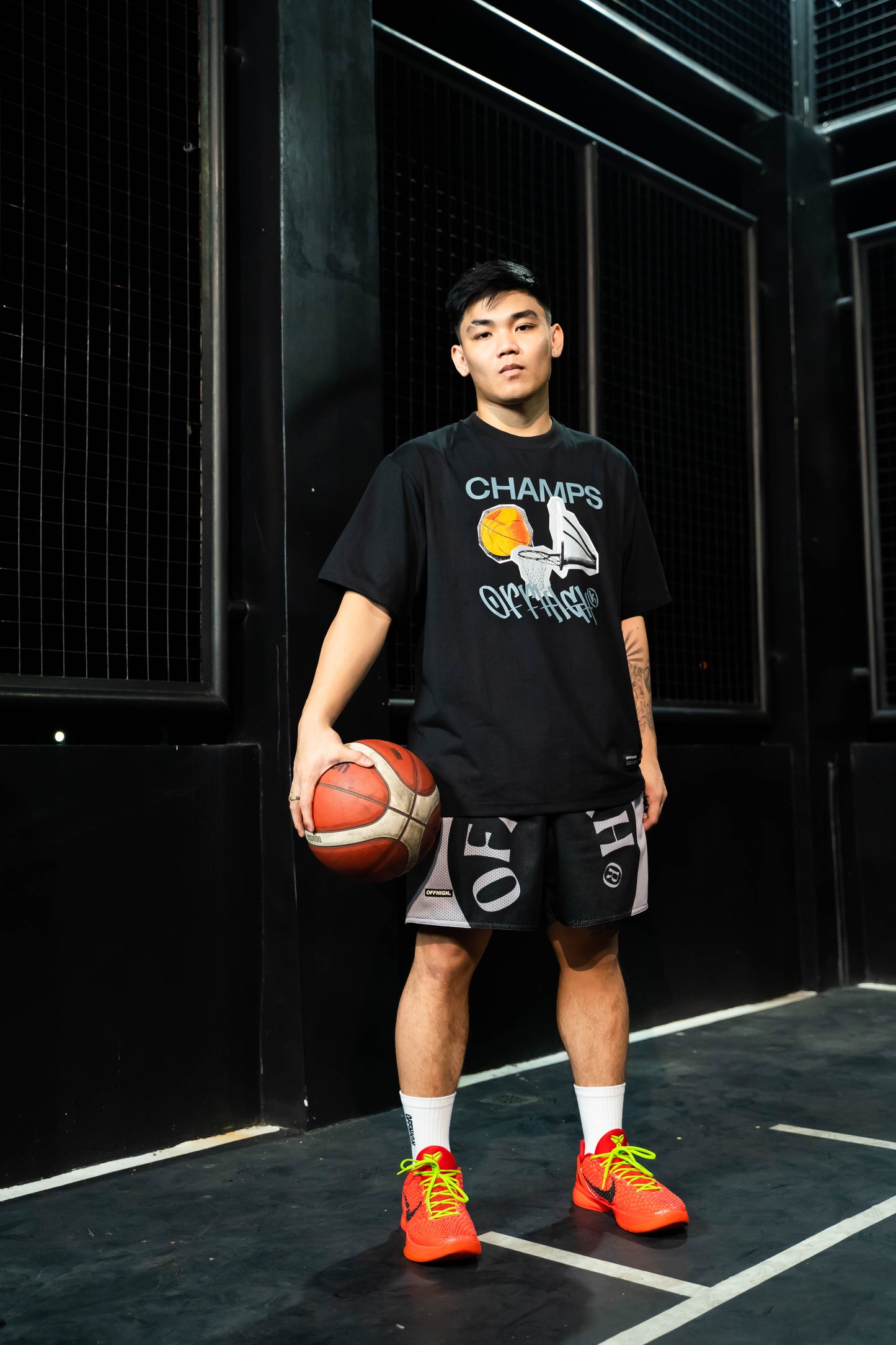 OFFHIGH STREET CHAMPS BLACK TSHIRT