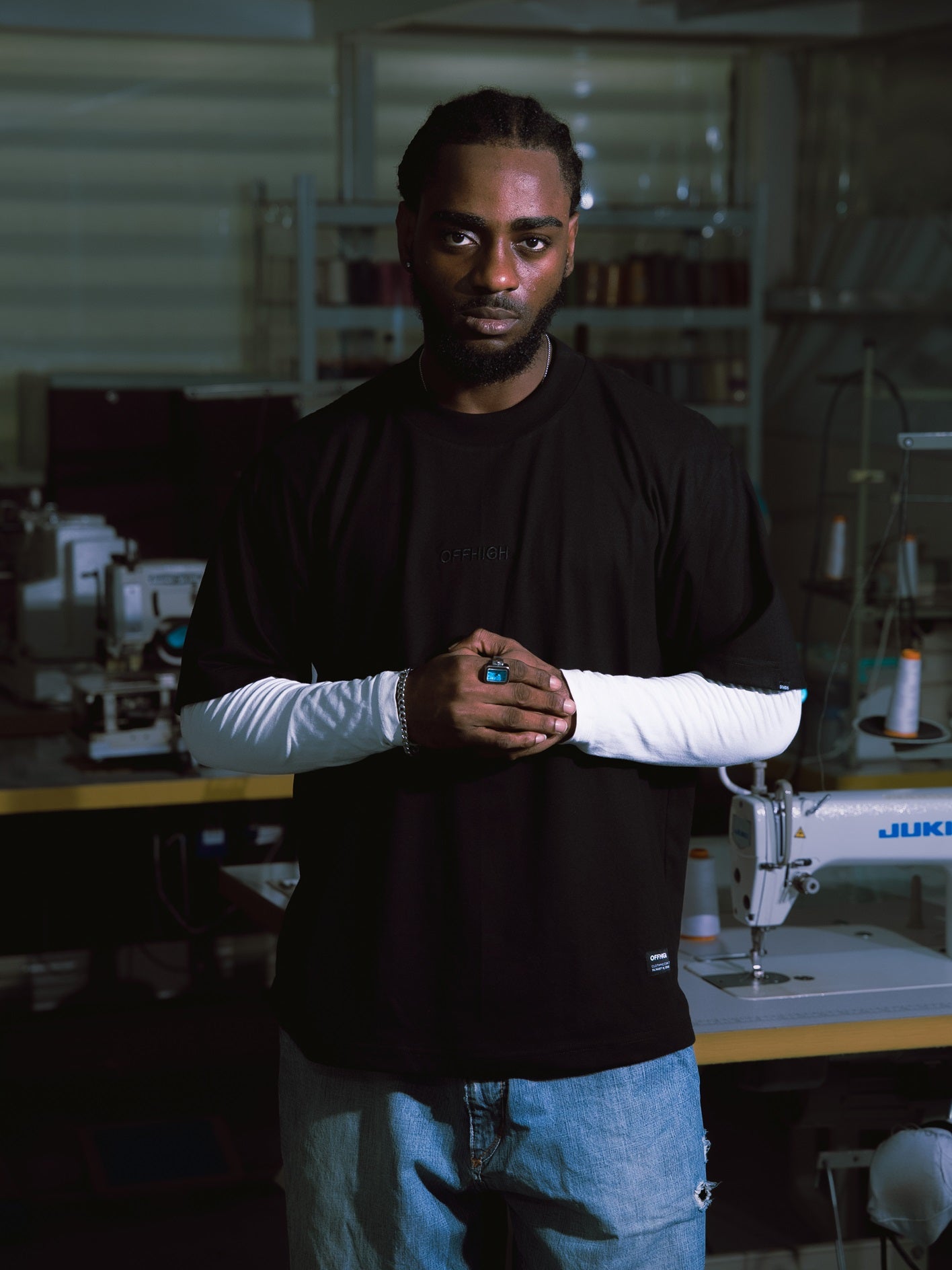 OFFHIGH SHADOW THREAD BLACK TSHIRT (BOXY FIT)