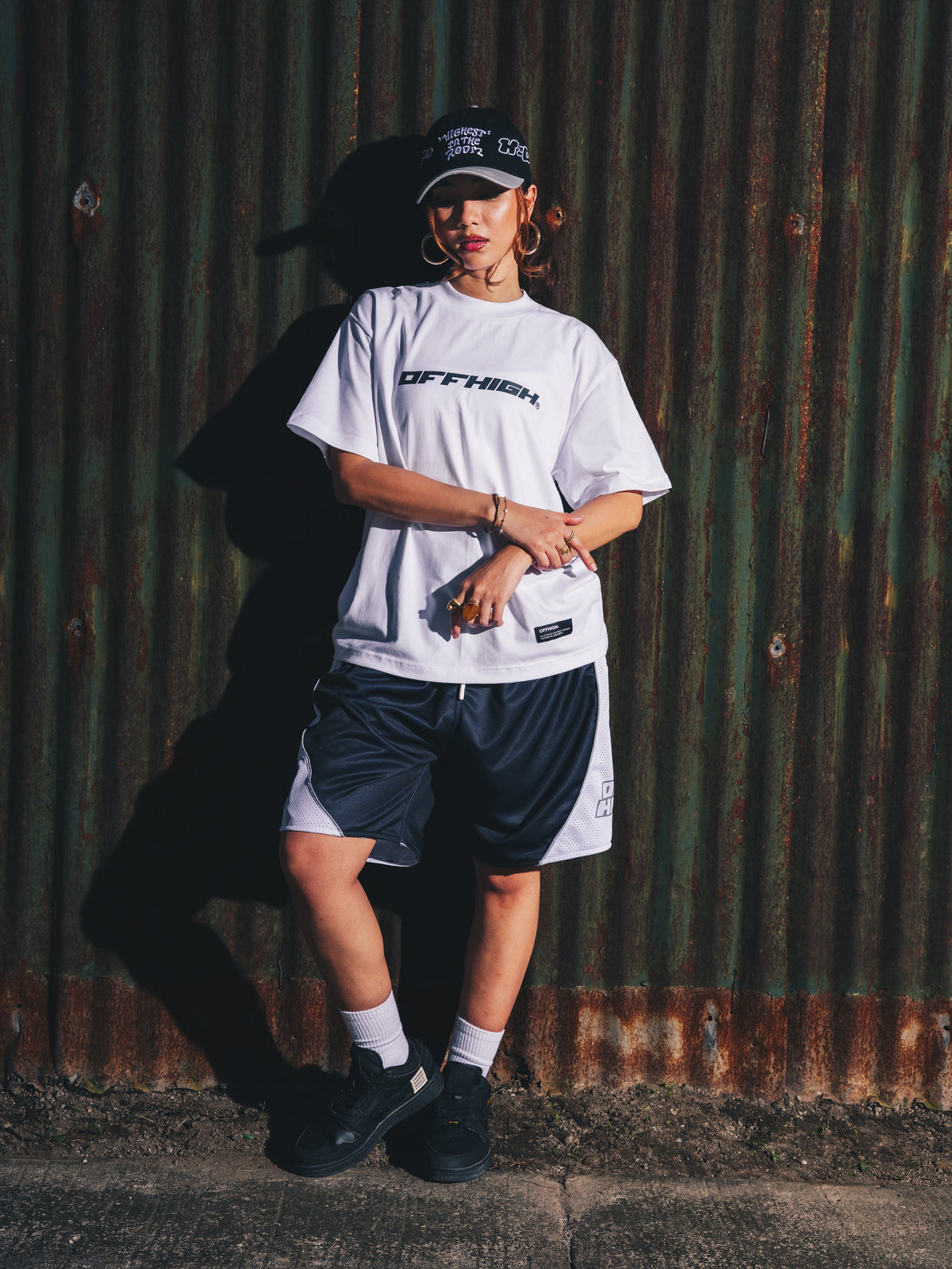 OFFHIGH ROUTINE BLACK MESH SHORT