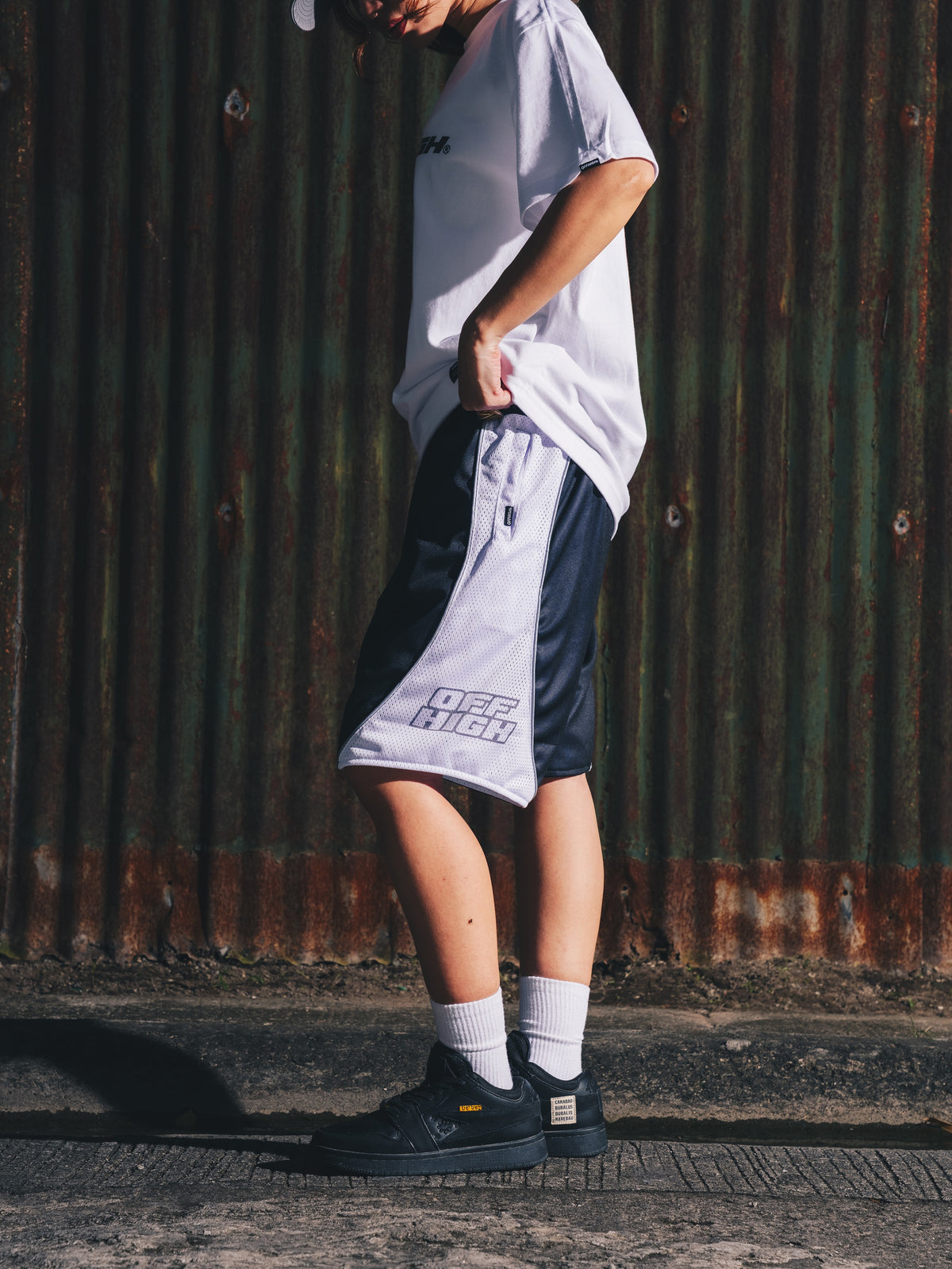 OFFHIGH ROUTINE BLACK MESH SHORT