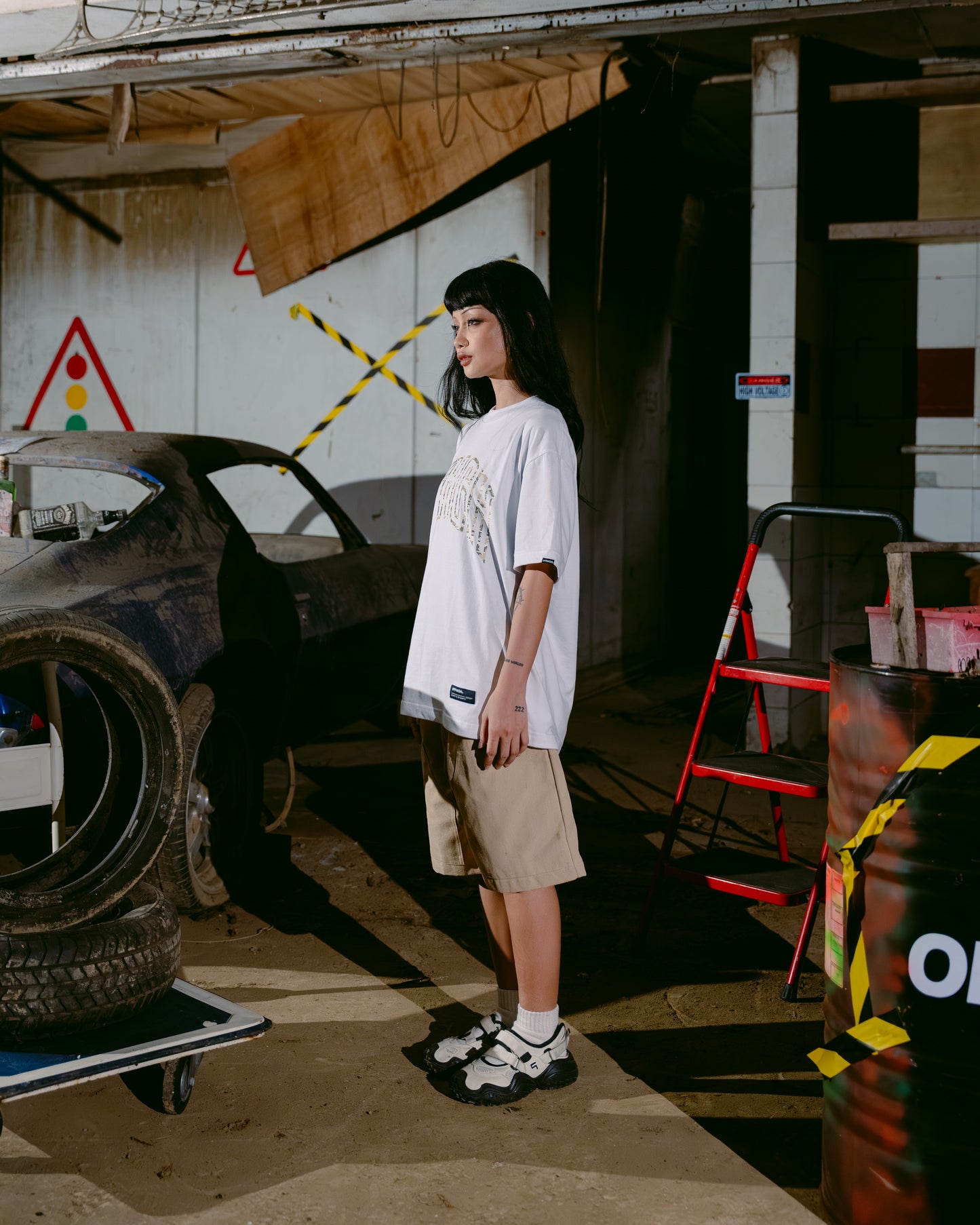 OFFHIGH ANONYMOUS WHITE TSHIRT