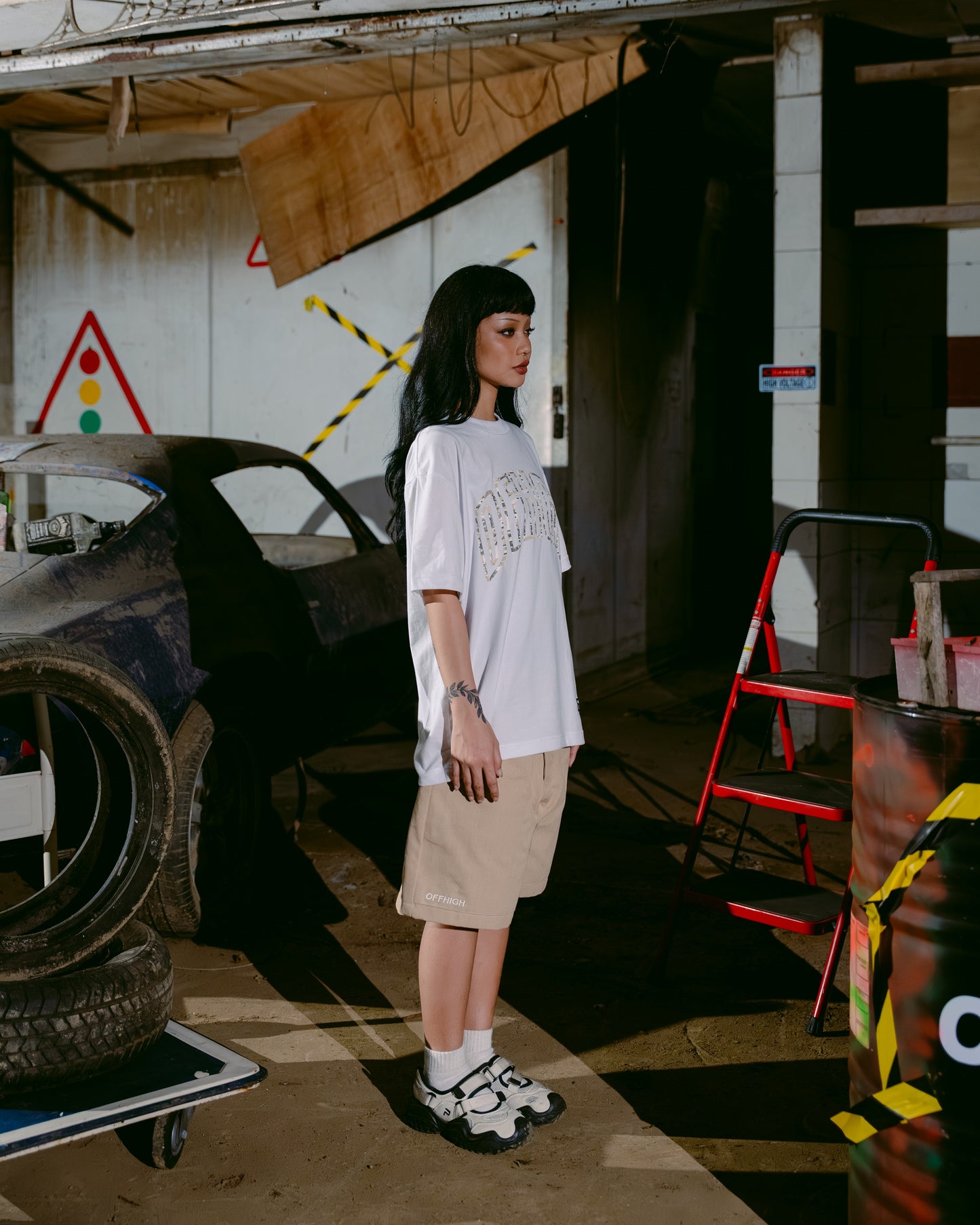 OFFHIGH ANONYMOUS WHITE TSHIRT