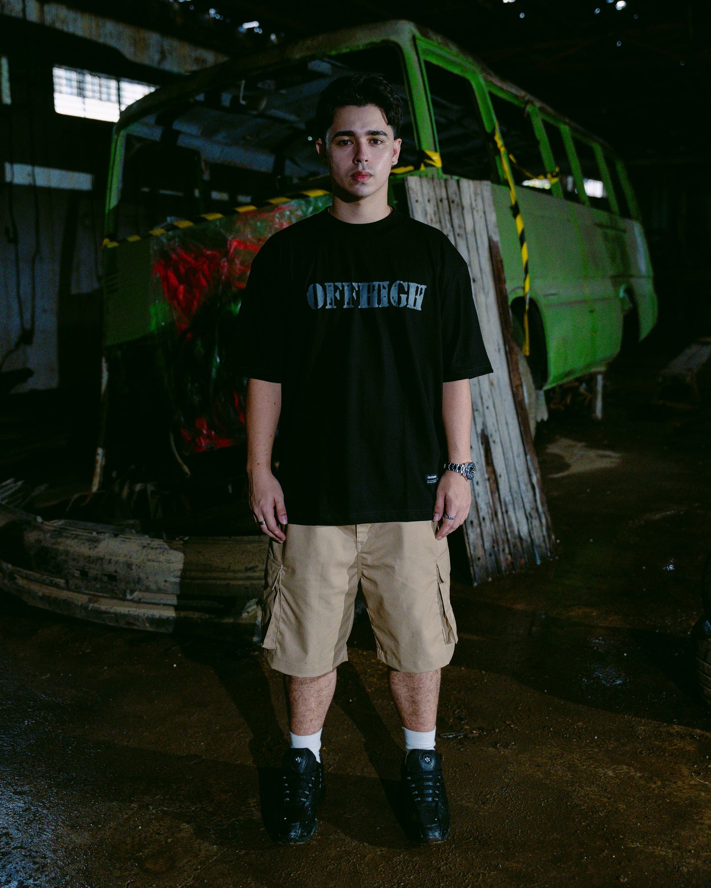 OFFHIGH BADGE BLACK TSHIRT