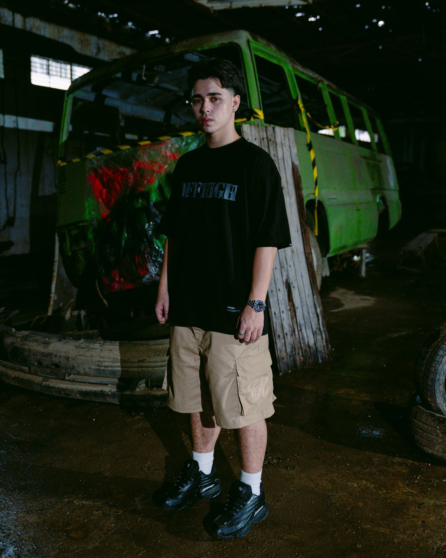 OFFHIGH BADGE BLACK TSHIRT