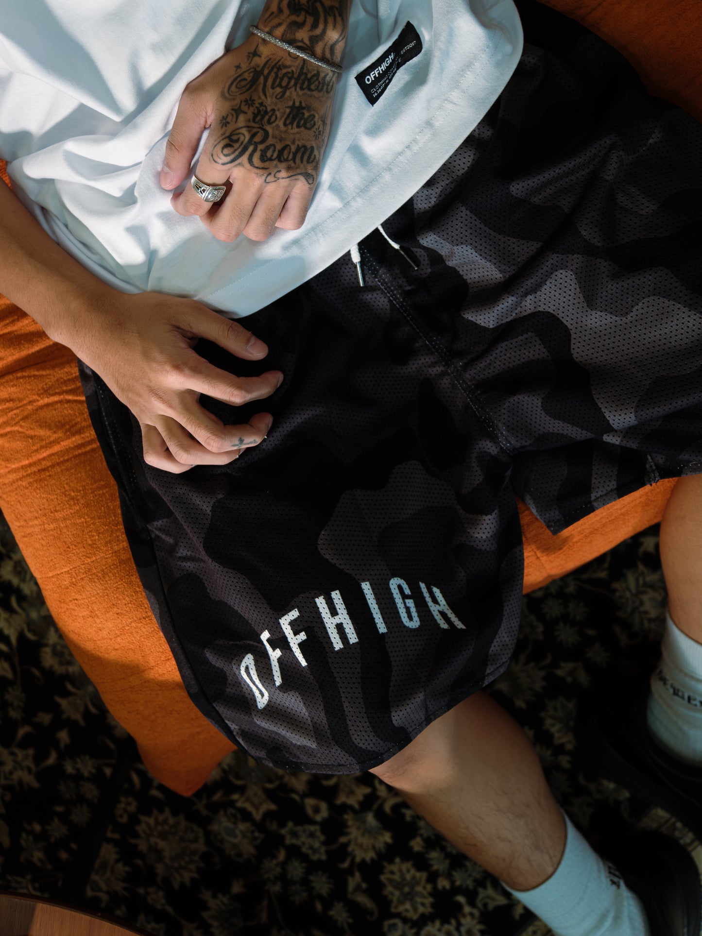 OFFHIGH CAMOU ARCH BLACK MESH SHORT