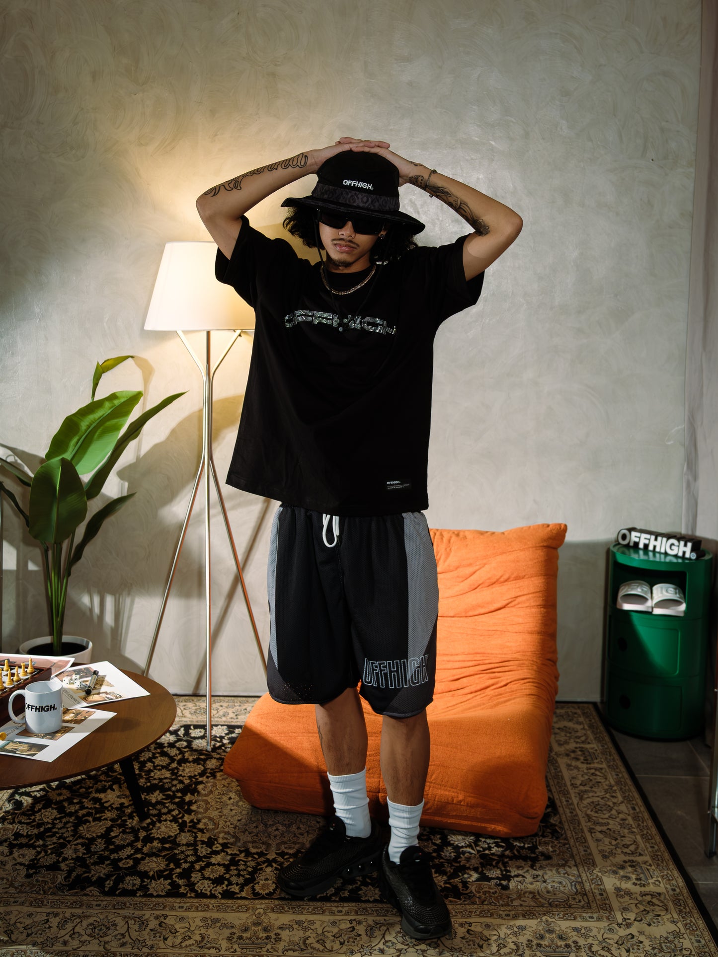 OFFHIGH SAVVY BLACK MESH SHORT