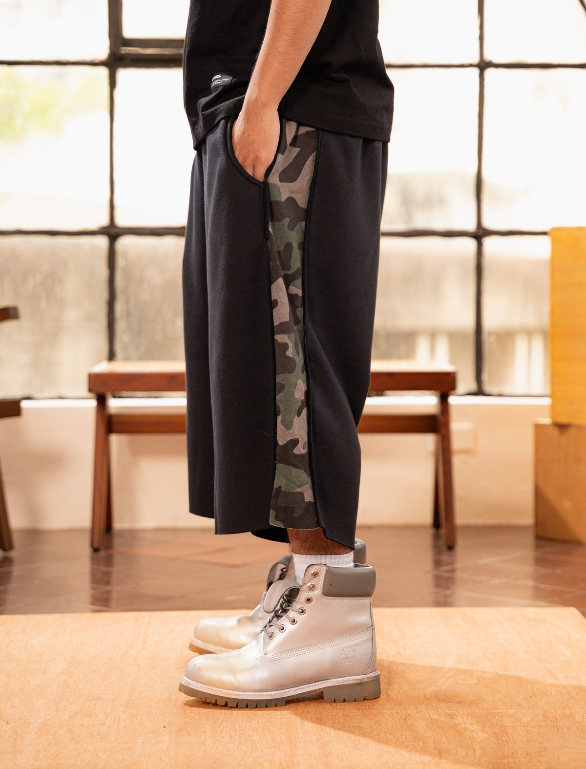 OFFHIGH CAMOU BLACK BAGGY SHORTS