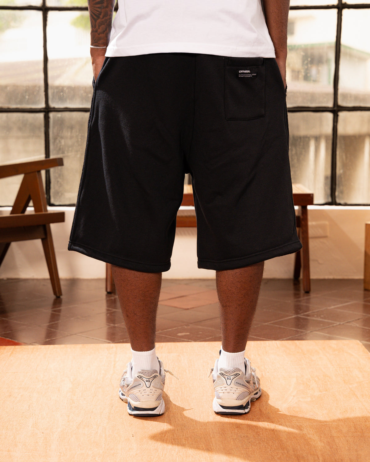 OFFHIGH TRACKS BLACK SWEATSHORTS