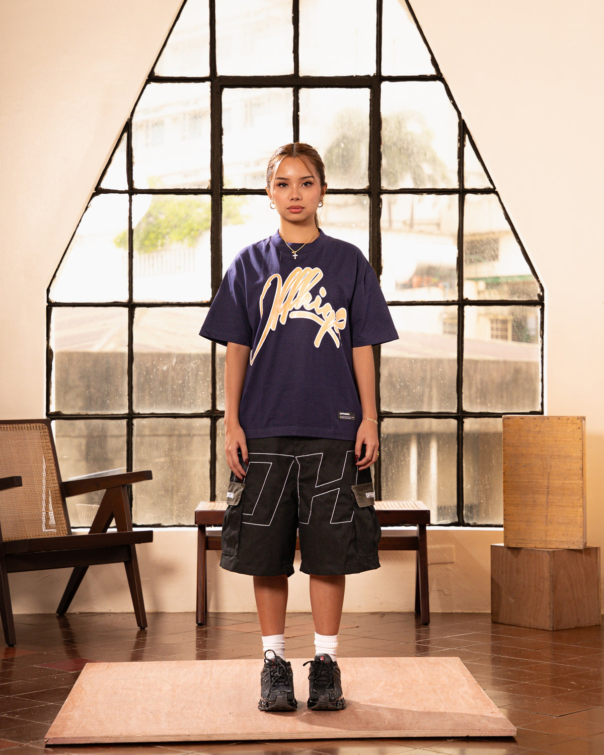 OFFHIGH SHIMMER BLACK CARGO SHORTS