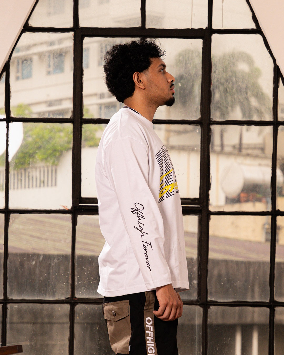 OFFHIGH DAILY HABITS WHITE LONGSLEEVE