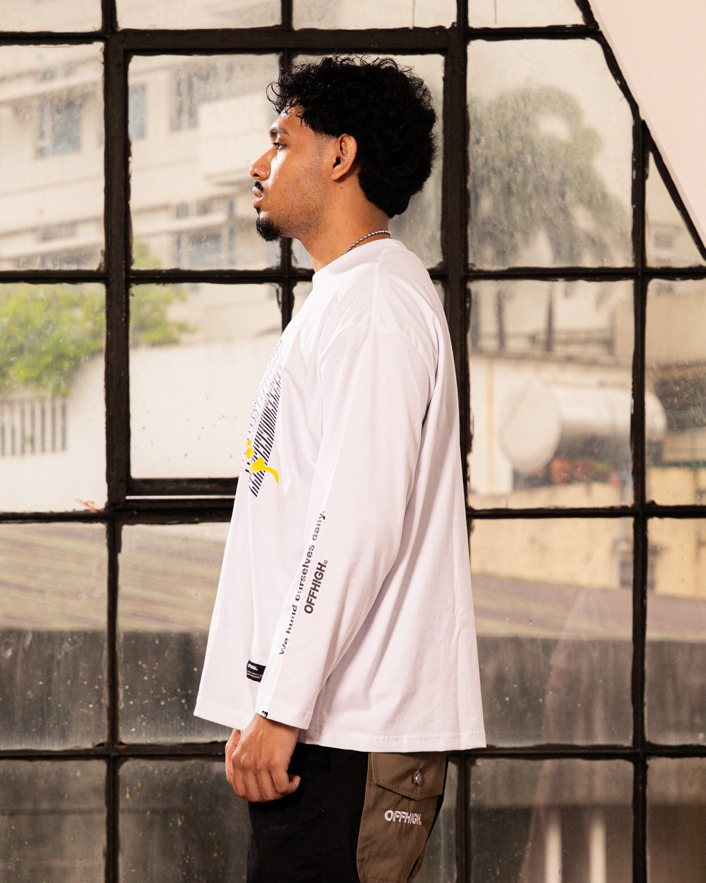 OFFHIGH DAILY HABITS WHITE LONGSLEEVE