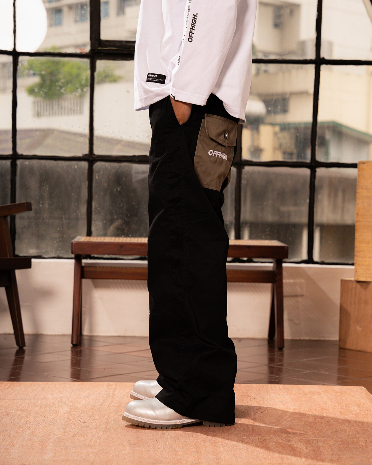 OFFHIGH GLEAM TWILL BLACK PANTS